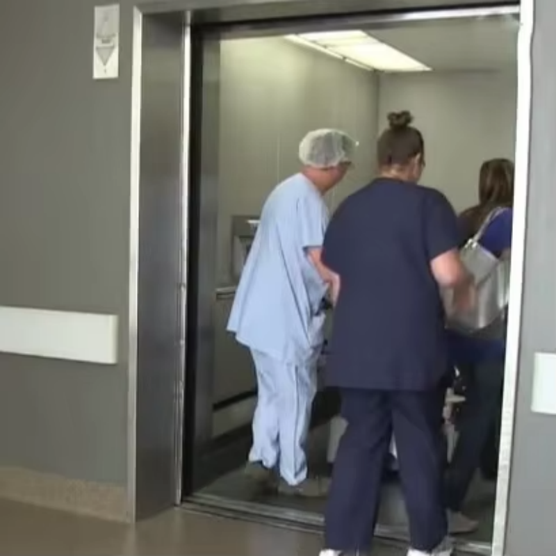 VTEH101 Bolničko dizalo za nosila s pogonom naizmjenične struje, ISO certificirano, visokog kapaciteta za prijevoz nosila za pacijente, nesmetan, siguran rad